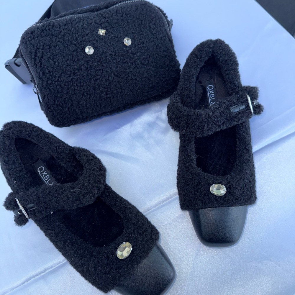 NEW! Black Faux-Shearling Mary Jane small wedges with matching crossbody pouch